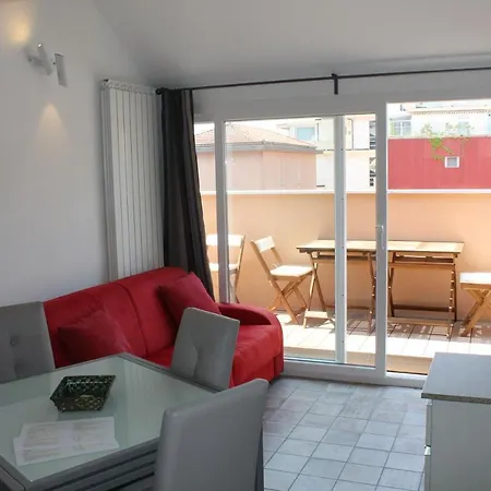 בית נופש Residenza Nam אלסיו