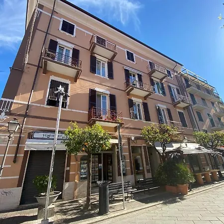 Residenza Nam * アラッシオ